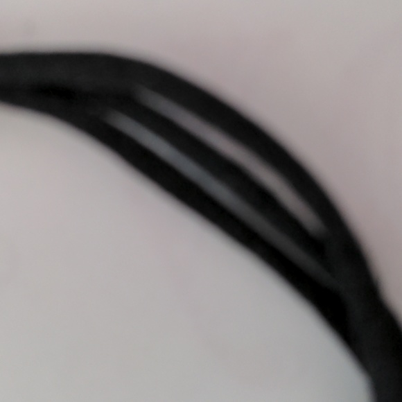 New charm bracelet. Love, Faith, Dream, Believe. 7" + 1" long. Gift box - Picture 6 of 6